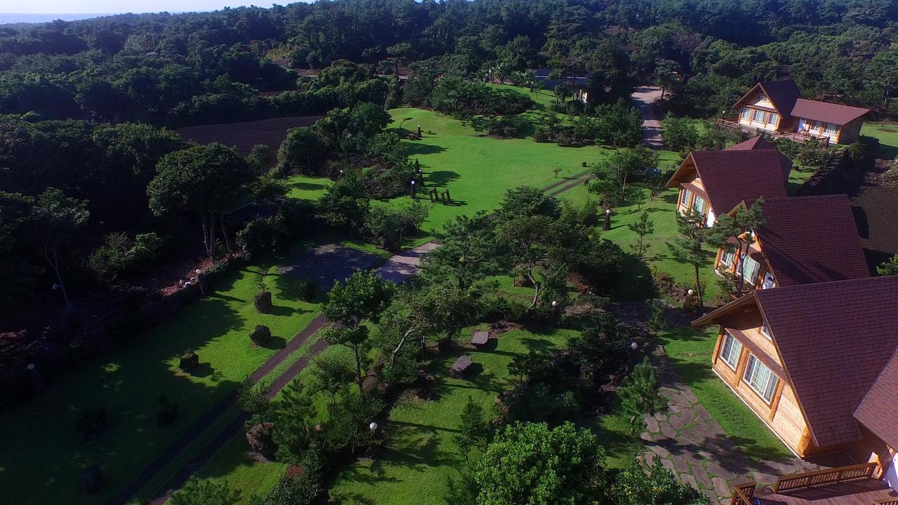Holiday home Jeju Bille Log *